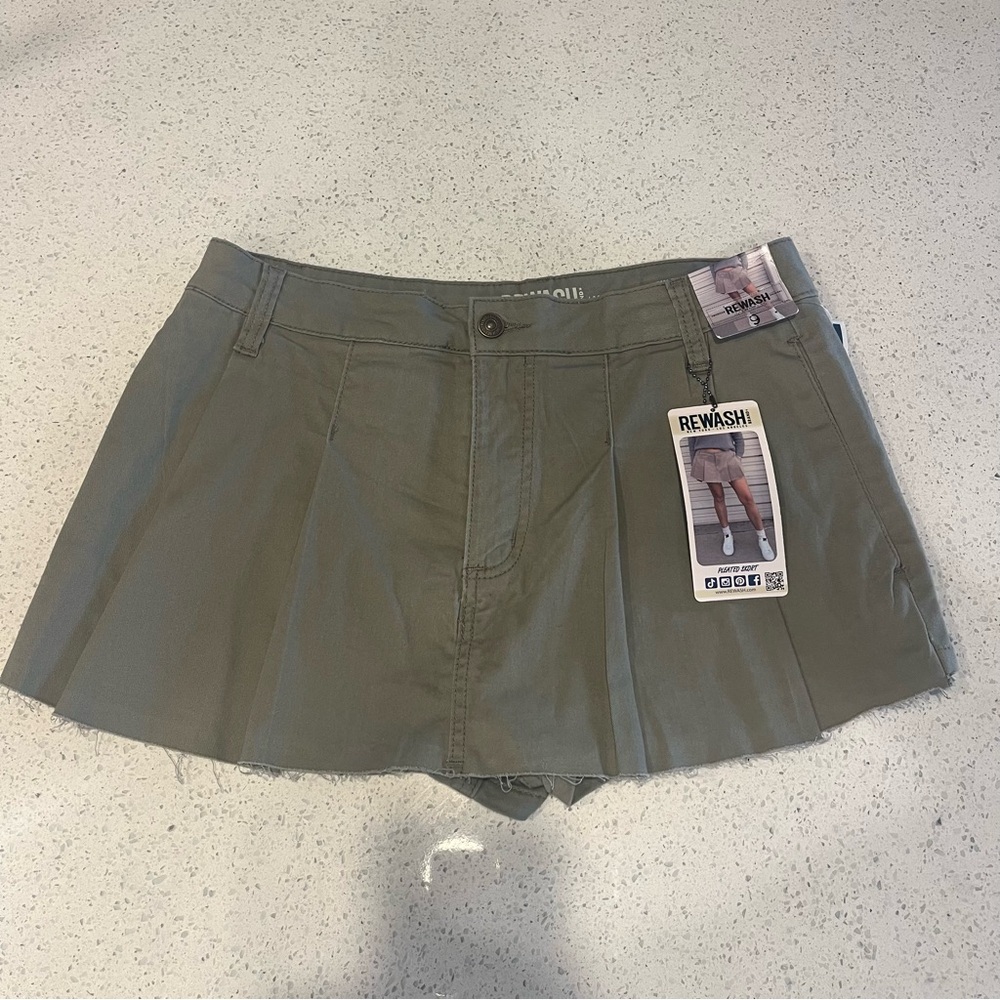 Rewash Khaki Pleated Skort - new